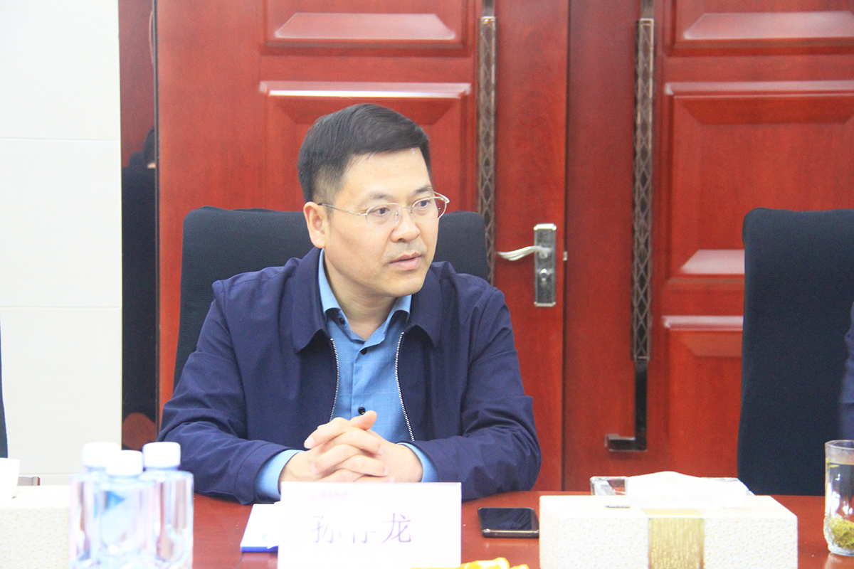 阜南縣財政局局長孫存龍。